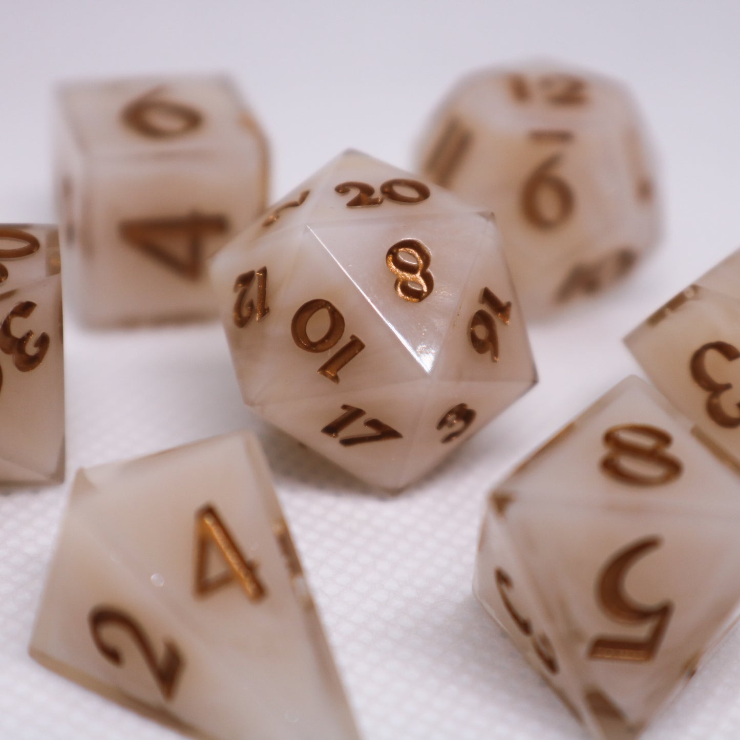 Delicate 7-Piece RPG Set